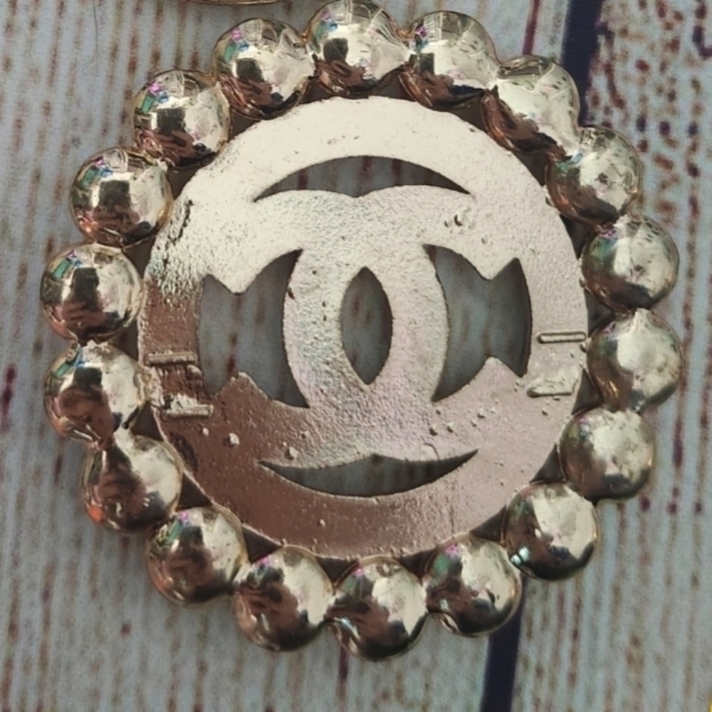 Chanel Gold Rhinestone And Pearl Shoe Charm - Picture 2 of 3